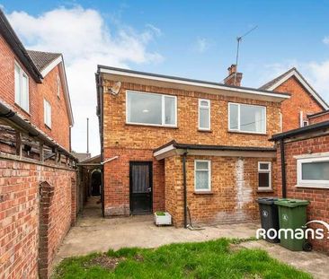 Mytchett Road, Mytchett, GU16 - Photo 6