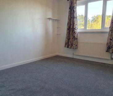 4 bedroom detached house to rent - Photo 6