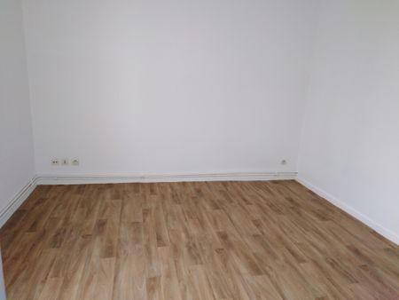 Location Appartement 2 pièces 30m² SOISSONS 02200 - Photo 2