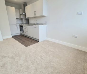 Spring Hall Lane - Photo 3