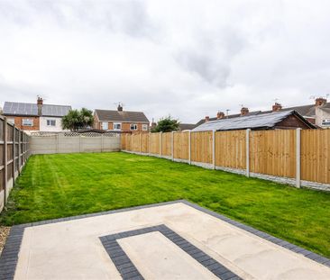 To Let 3 Bed House - Semi-Detached - Photo 4