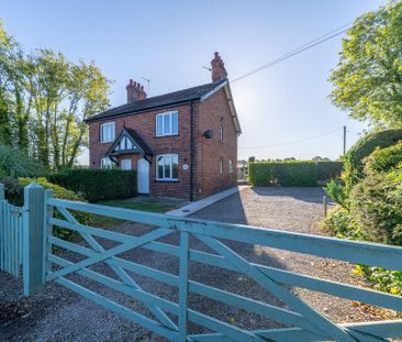 2 bedroom semi-detached house to rent - Photo 1