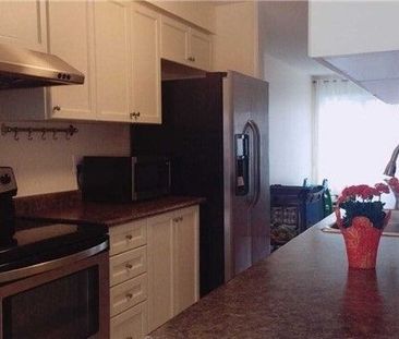 For Lease - 12 Westcliffe Crescent, Richmond Hill, Ontario - Photo 1