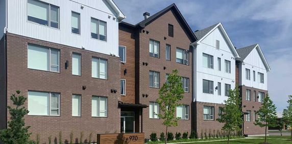 Condo a louer avec internet et stationnement intérieur - Photo 2