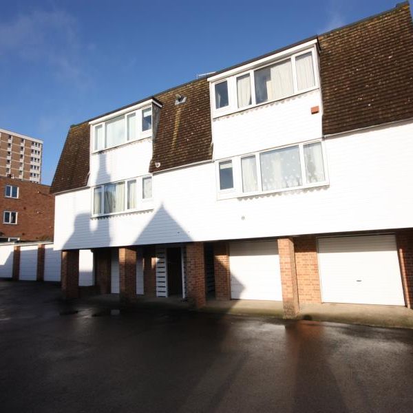 Bury Street, Guildford - 1 bedroomProperty for lettings - Seymours - Photo 1