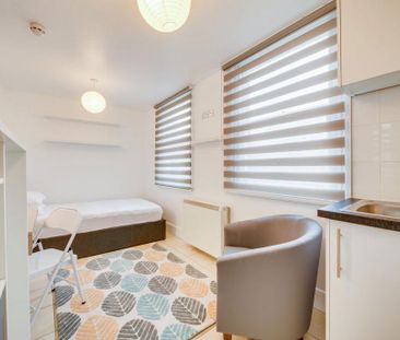 Studio to rent - Photo 5