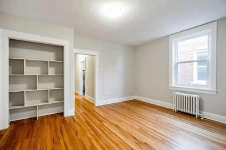 Elgin Apartments - Photo 4