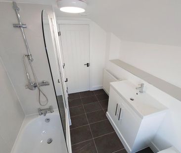 2 bedroom flat to rent - Photo 6