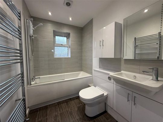 2 bedroom terraced house to rent - Photo 1