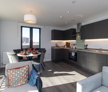 3 Bed Flat, Lightbody Street, L5 - Photo 2