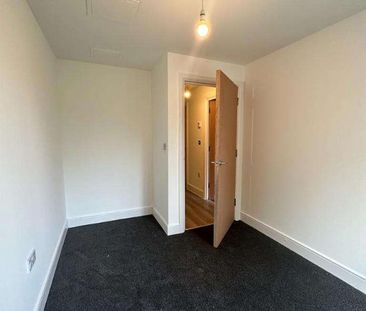 Black Eagle Drive, Northfleet, DA11 - Photo 2
