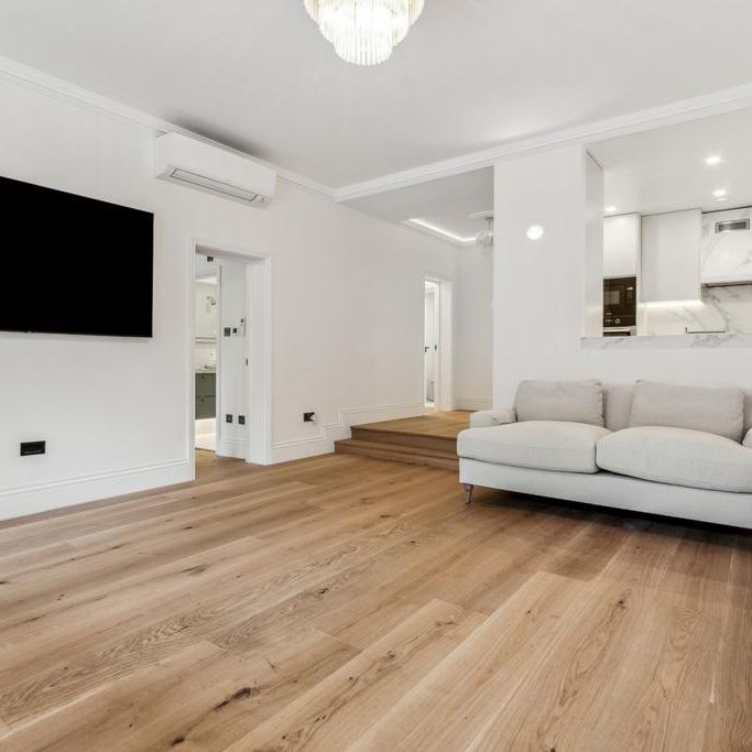 3 bedroom flat to rent - Photo 1