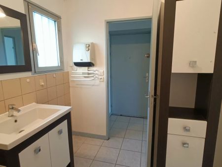 Location Appartement 1 pièces 27 m2 à Saint-Sébastien-sur-Loire - Photo 5