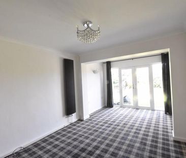 4 bedroom detached house to rent - Photo 1