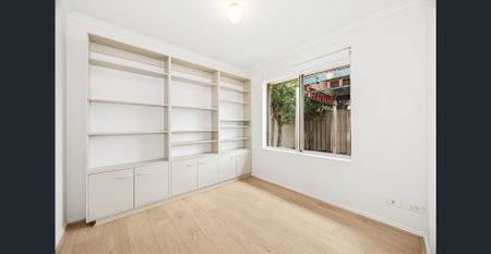 Find balance: where beachside ease meets modern comfort - Photo 5