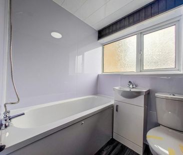 3 bedroom house to rent - Photo 3