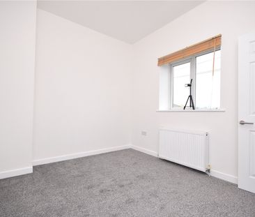 185, Tong Road, Leeds, West Yorkshire, LS12 4NA - Photo 4