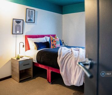 1 bedroom in a house share to rent - Photo 5