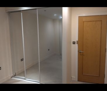 1 Bed Flat, The Coliseum, N8 - Photo 1