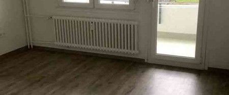 Gut geschnittene 3-Zimmer Wohnung mit Balkon! - Foto 1