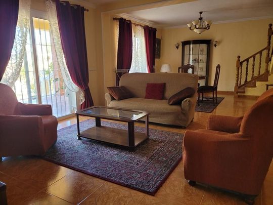 5 room luxury Villa for rent in Benalmádena, Spain - Photo 1