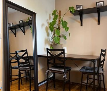 Möblierte 2 1/2 Zimmer Wohnung in Neuhausen - Photo 2