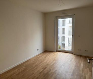 Neubau Erstbezug: 3-Zimmer Wohnung im 2.OG mit Blick ins Grüne - Photo 2