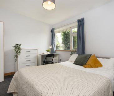 5 bedroom semi-detached house to rent - Photo 5