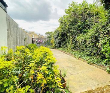 4 bedroom townhouse to rent - Photo 5