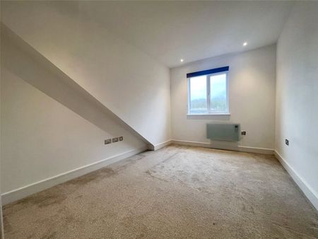 Bartley Way, Hook, Hampshire, RG27 - Photo 2