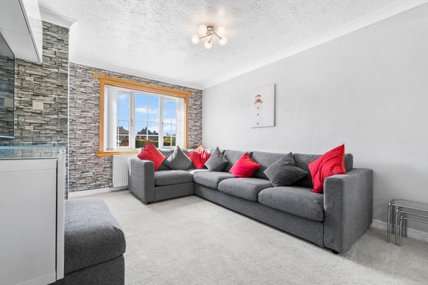 2 bedroom end of terrace house to rent - Photo 1