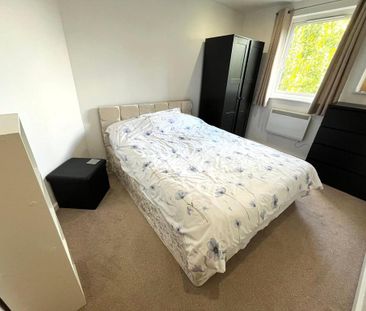 2 bedroom apartment to rent - Photo 6