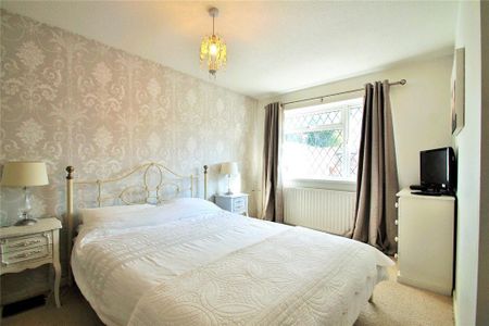 3 bedroom terraced house to rent - Photo 4