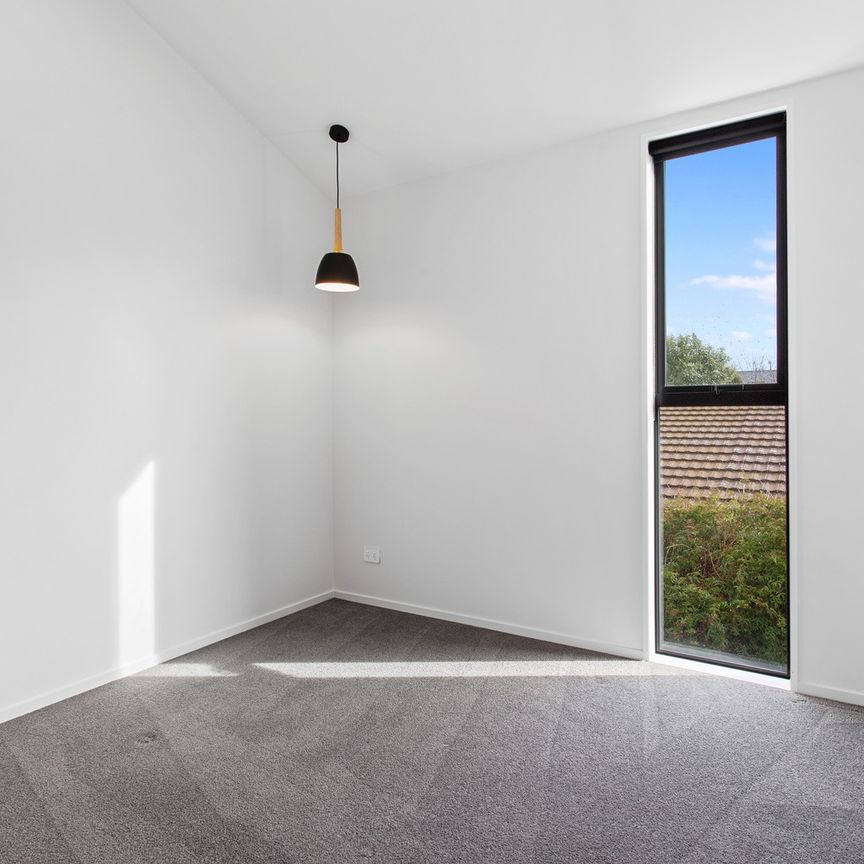 Modern Two-Bedroom Townhouse in Addington - Photo 1