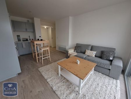Location Appartement 2 pièces 43m² ROYAN 17200 - Photo 2