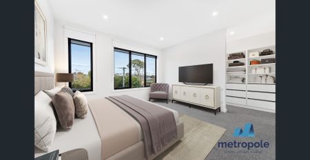 MODERN, CONTEMPORARY, LUXURIOUS - Photo 3