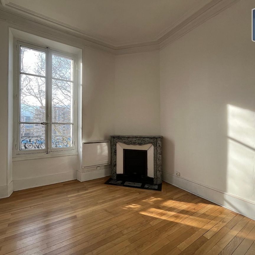 Location Appartement 3 pièces 79m² GRENOBLE 38000 - Photo 1