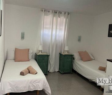 082-479 Renovated two bedroom duplex style bungalow in second line ... - Photo 4