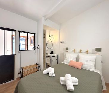 Location Appartement 1 pièce 28m² CASSIS 13260 - Photo 2