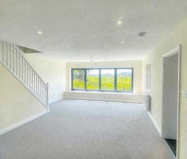 2 bedroom semi-detached house to rent - Photo 6