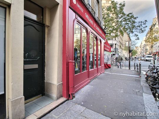 Logement à Paris, Location meublée - Photo 1