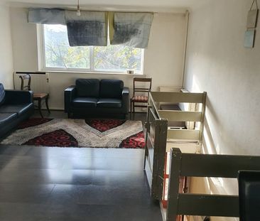 2 Bed Maisonette, Linden Court, LU2 - Photo 1