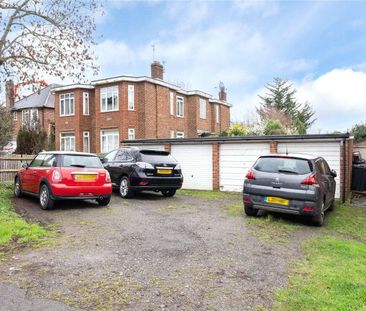 A superb modern two bedroom apartment in the heart of Wimbledon Town. - Photo 6