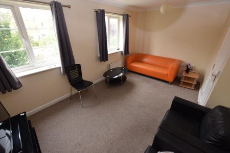 1 bedroom semi-detached house to rent - Photo 3
