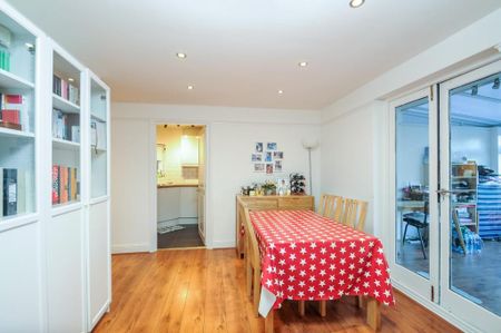 2 bedroom property to rent - Photo 3