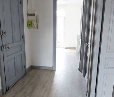 Location Appartement 2 pièces 67m² CAMBRAI 59400 - Photo 6