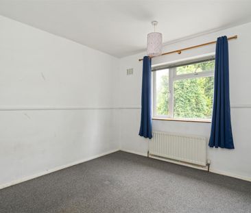 3 bed semi-detached house to rent in Hobs Moat Road, Solihull, B92 - Photo 6