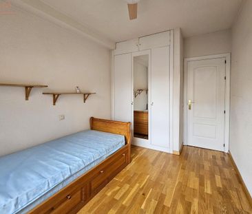 Piso de alquiler en Calle Convento, Casco Antiguo - Photo 4