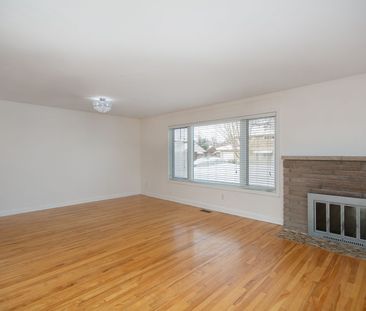For Lease - 2366 Cheshire Road, Parkway Park - Queensway Terrace S ... - Photo 4