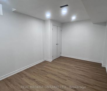 15 BIRCHPARK Drive #Basement Apartment - Photo 3